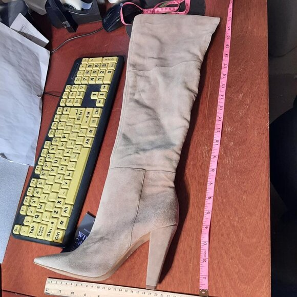 NEW ! Vince Camuto Minnada Over the Knee Boot Wide Calf Taupe Size 7 - Picture 4 of 7